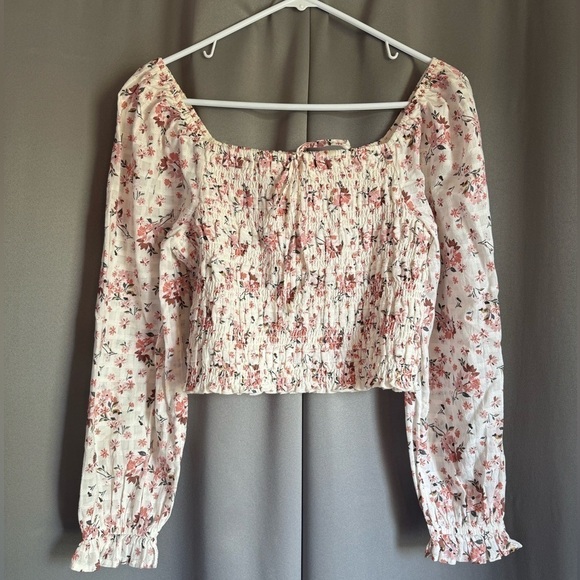 American Eagle Flower Top - Picture 1 of 2